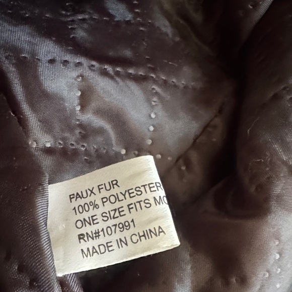 Leopard Print Faux Fur Bucket Hat - Picture 2 of 2